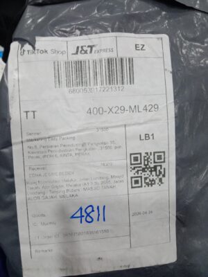 AWB: 680053917221312